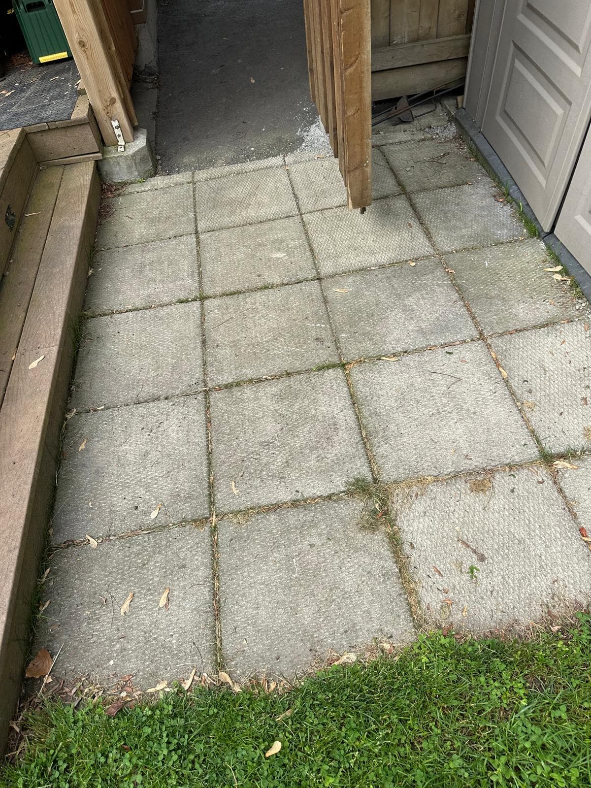 Pressure washing driveway cleaning